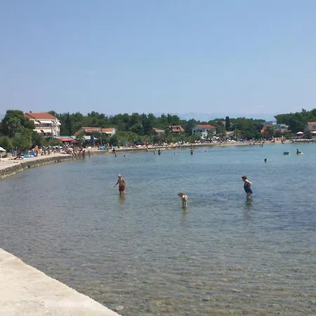 Apartament Bucic Vir